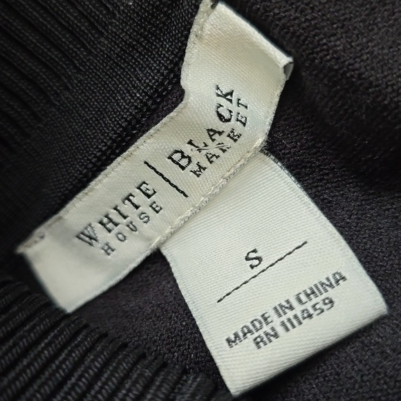 White House Black Market-NWOT  Foldover Off-the-Shoulder Sweater - Picture 4 of 5